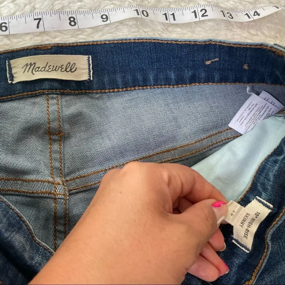MADEWELL 10" High-Rise Skinny Jeans Wash: Button-Front TENCEL™ Denim Edition - Picture 5 of 10